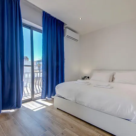 Apartment Sunny 2-bedroom Maisonette Near St Pauls Bay And Northern Beaches