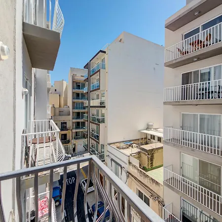 Sunny 2-bedroom Maisonette Near St Pauls Bay And Northern Beaches Apartment St. Paul's Bay